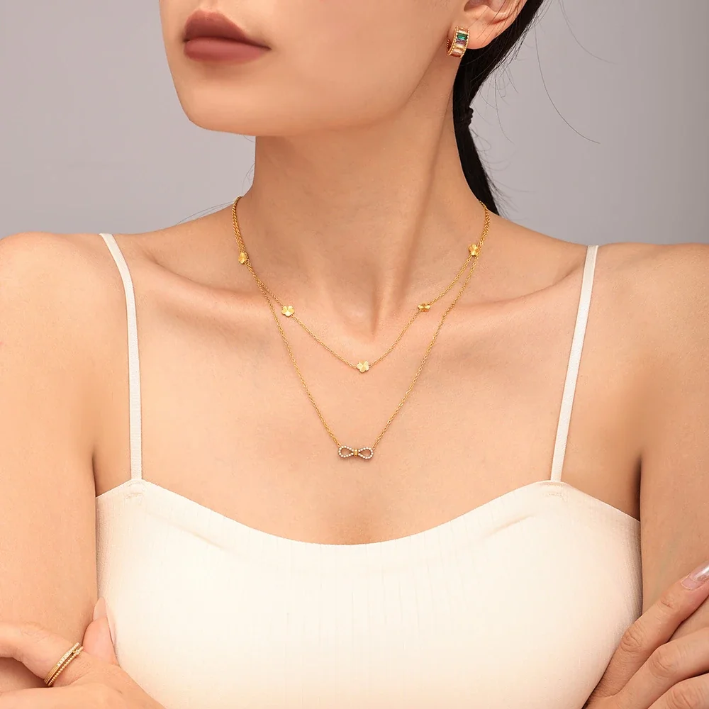 Delicate Gold PVD Pavé Bow Stainless Steel Chain Bracelet