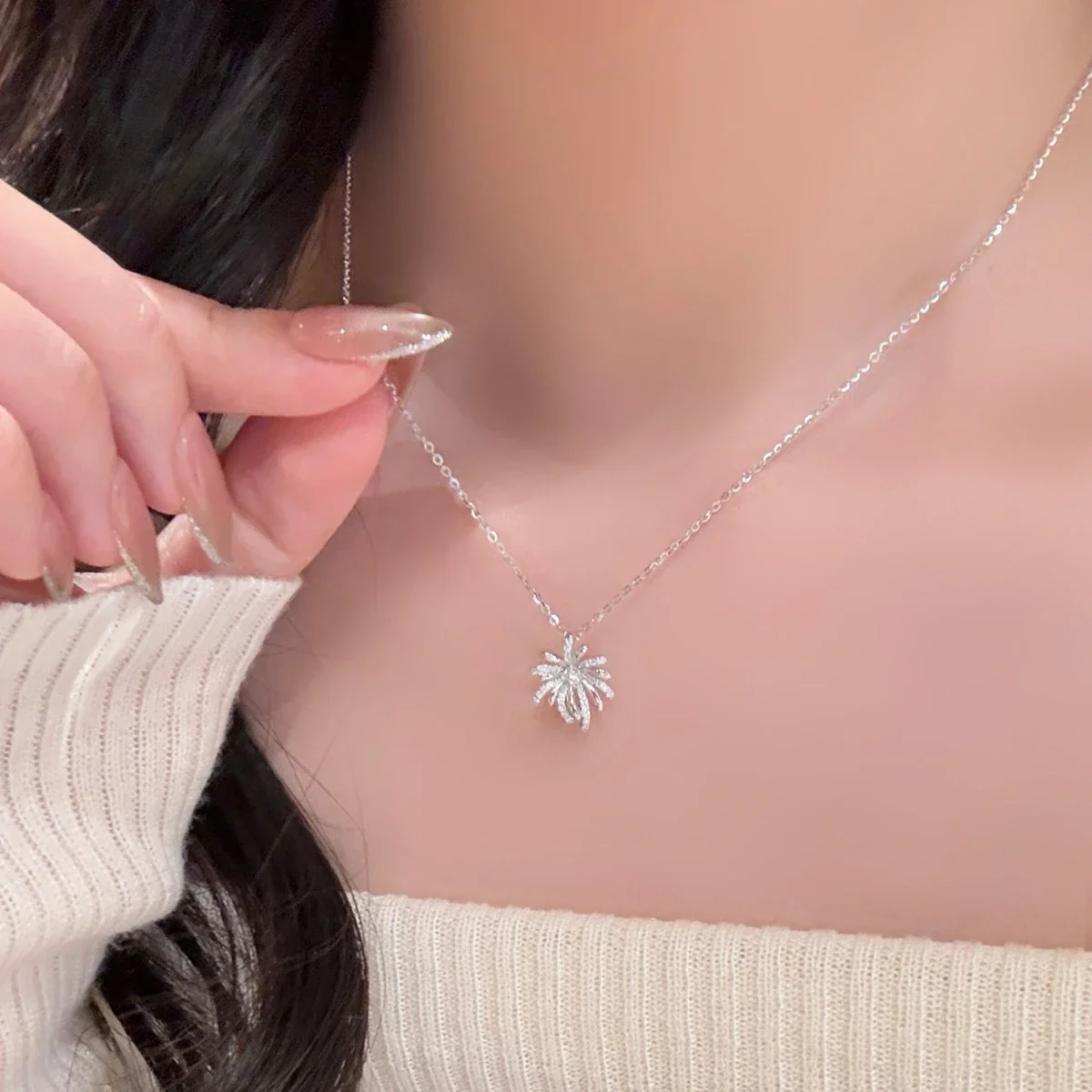 Radiant 925 Sterling Silver Firework Crystal Pendant Necklace