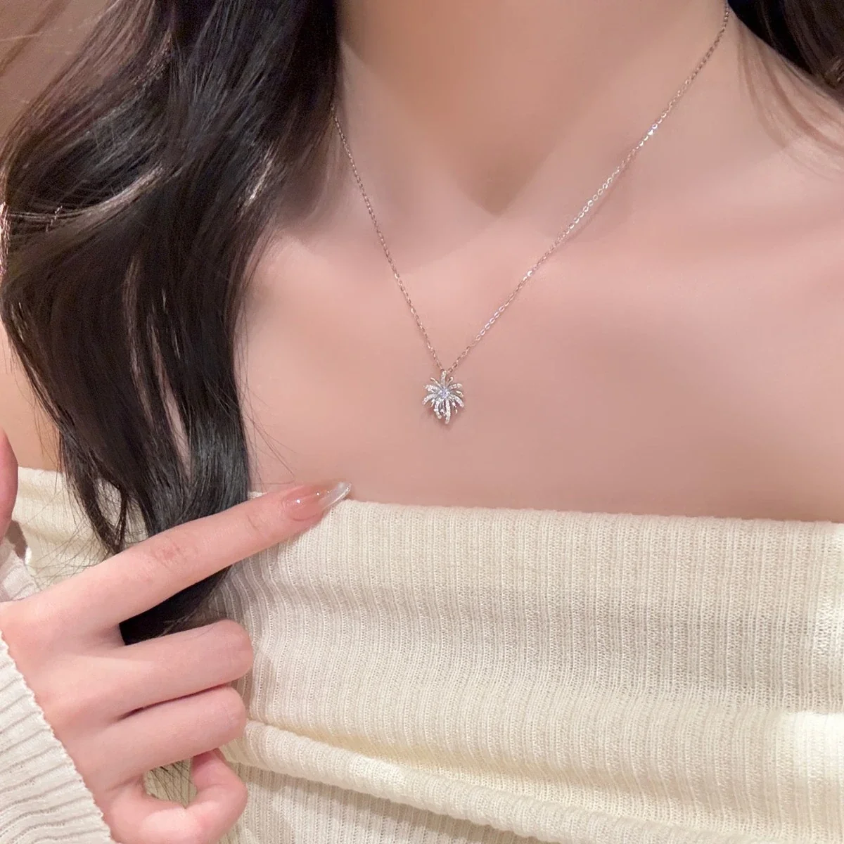 Radiant 925 Sterling Silver Firework Crystal Pendant Necklace