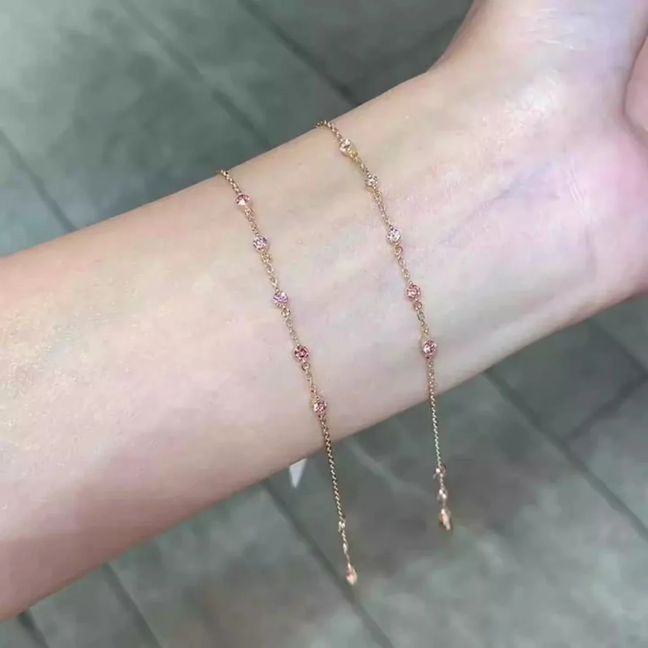 Delicate Gold-Plated Copper Pink Round Crystal Station Bracelet