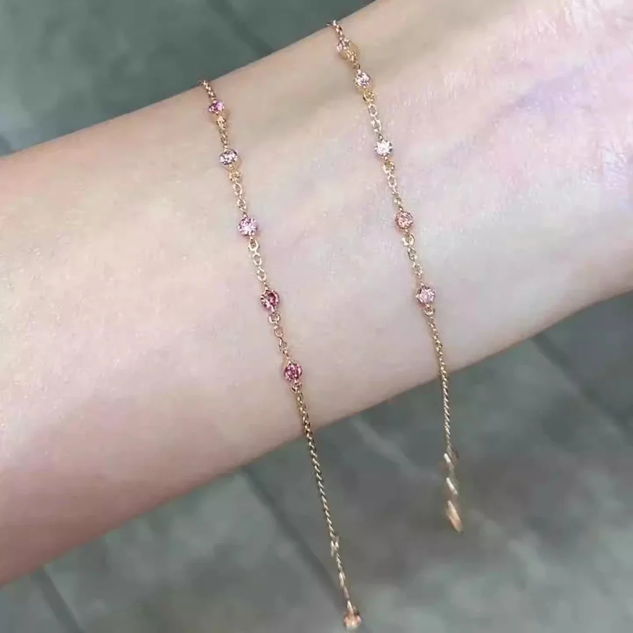 Delicate Gold-Plated Copper Pink Round Crystal Station Bracelet