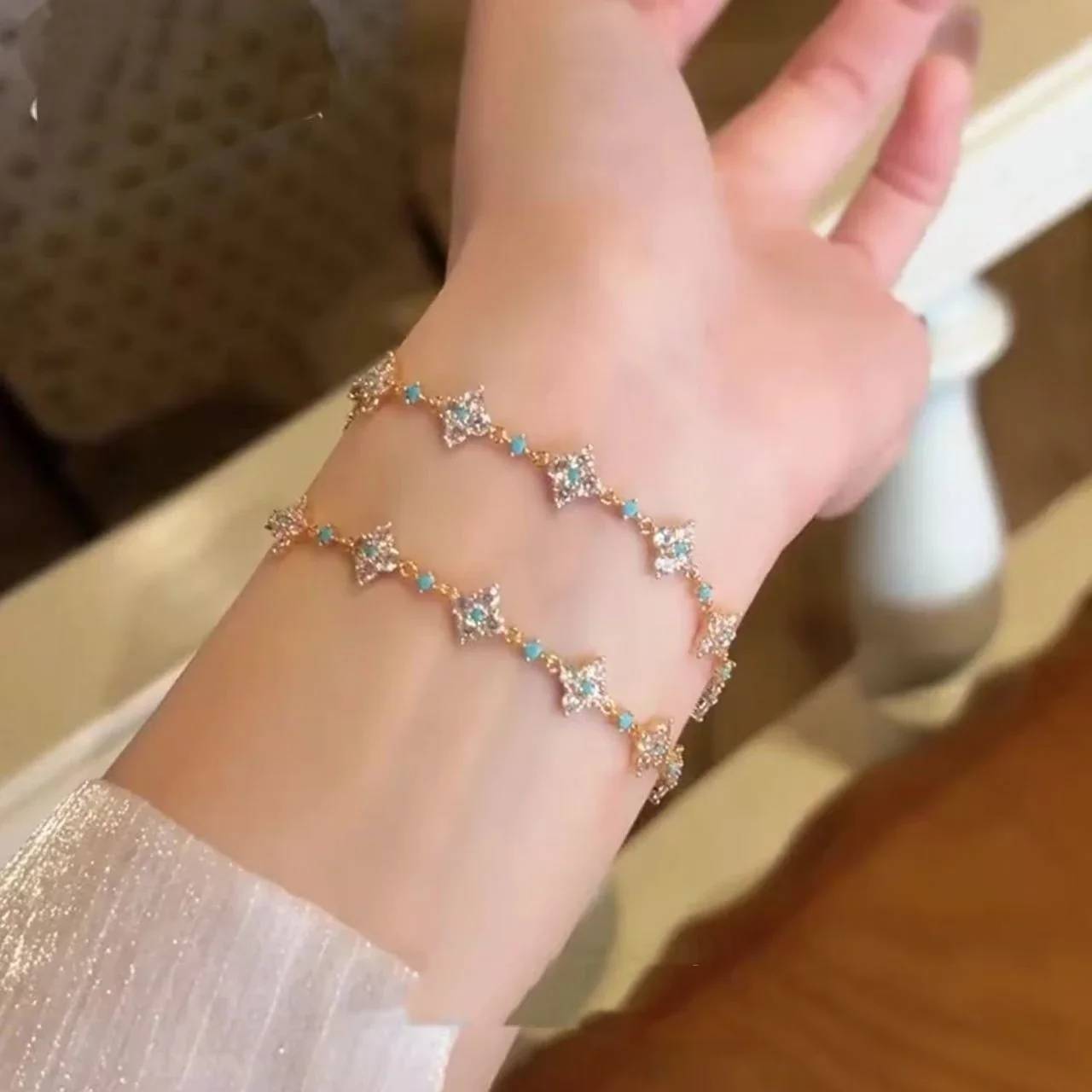 Delicate Gold-Plated Clover Stone Crystal Copper Bracelet