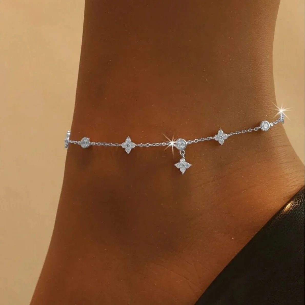 Delicate 925 Sterling Silver Round Stone Clover Anklet