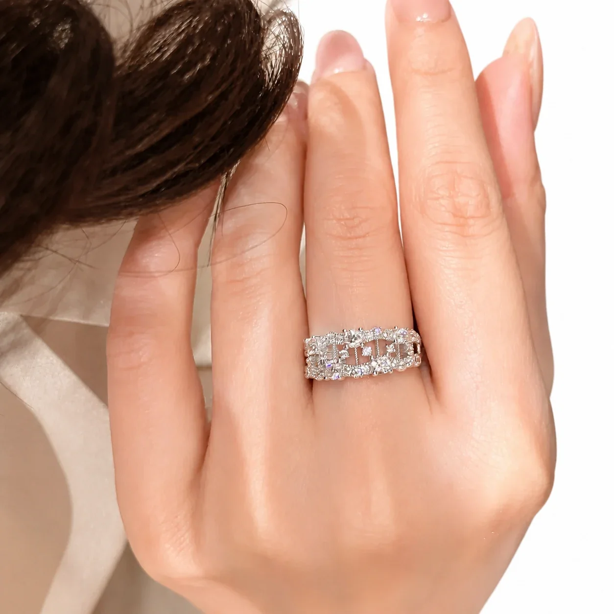 Ornate Silver-Plated Lace Harp Crystal Copper Ring
