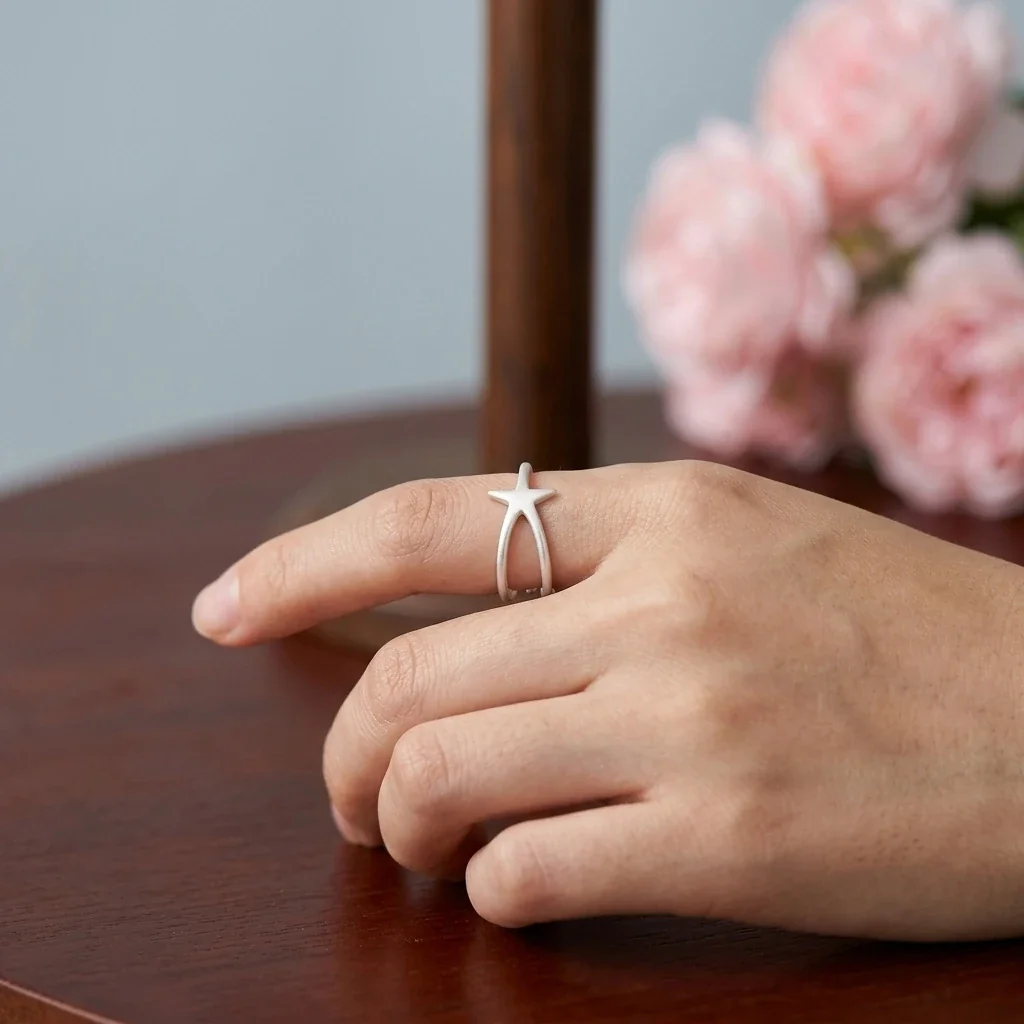 Matte Starfish Open-Front 925 Sterling Silver Ring