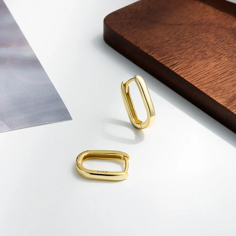 Sleek 925 Sterling Silver Rounded Rectangle Hoop Earrings