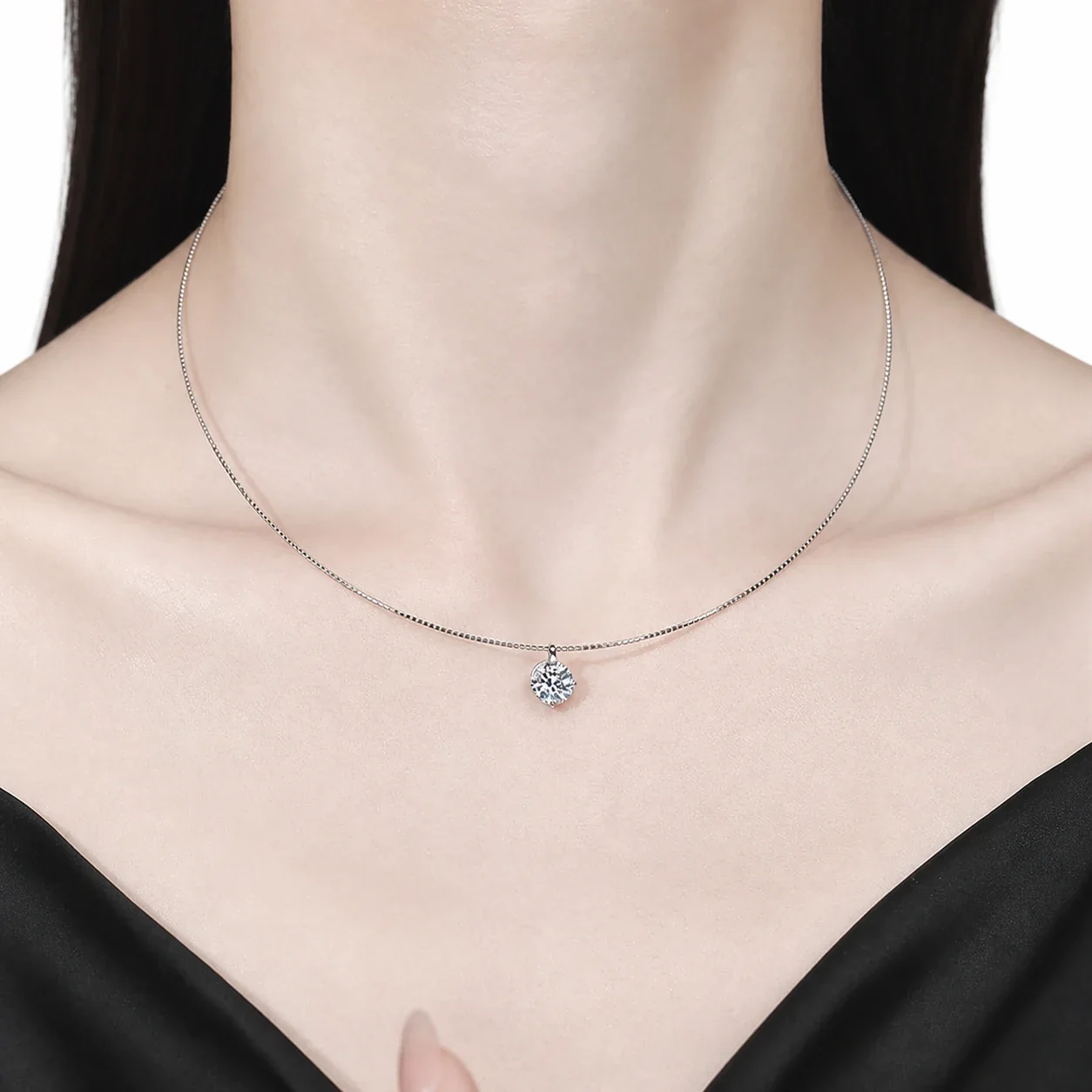 Refined Multi-Cut Moissanite Prong-Set 925 Sterling Silver Necklace
